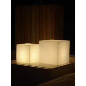 Cube lumineux blanc 25X25CM extérieur ou intérieur professionnel