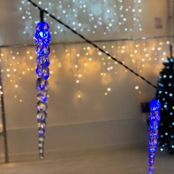Guirlande glaçons stalactites 40 LED bleu lumière fixe L:8M câble vert