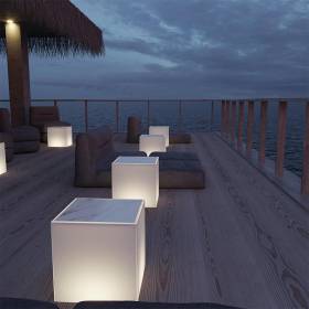 Table basse lumineuse exterieur BORA blanche imitation Marbre LED Blanc CCT dimmable IP65 230V