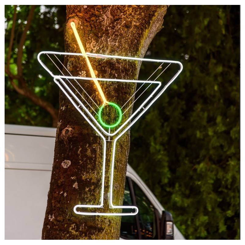 Location verre lumineux cocktail martini avec olive néon LED déco pour bar restaurant discothèque