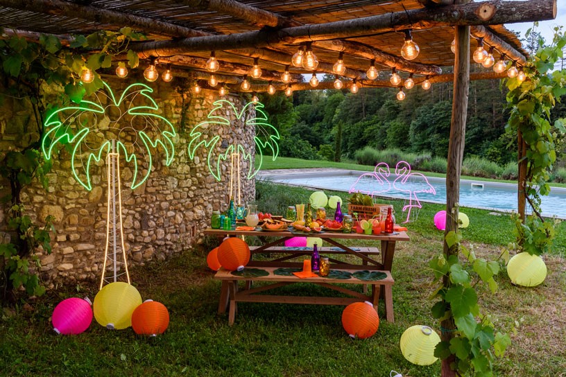 Autour de la piscine : pour une pool party en folie