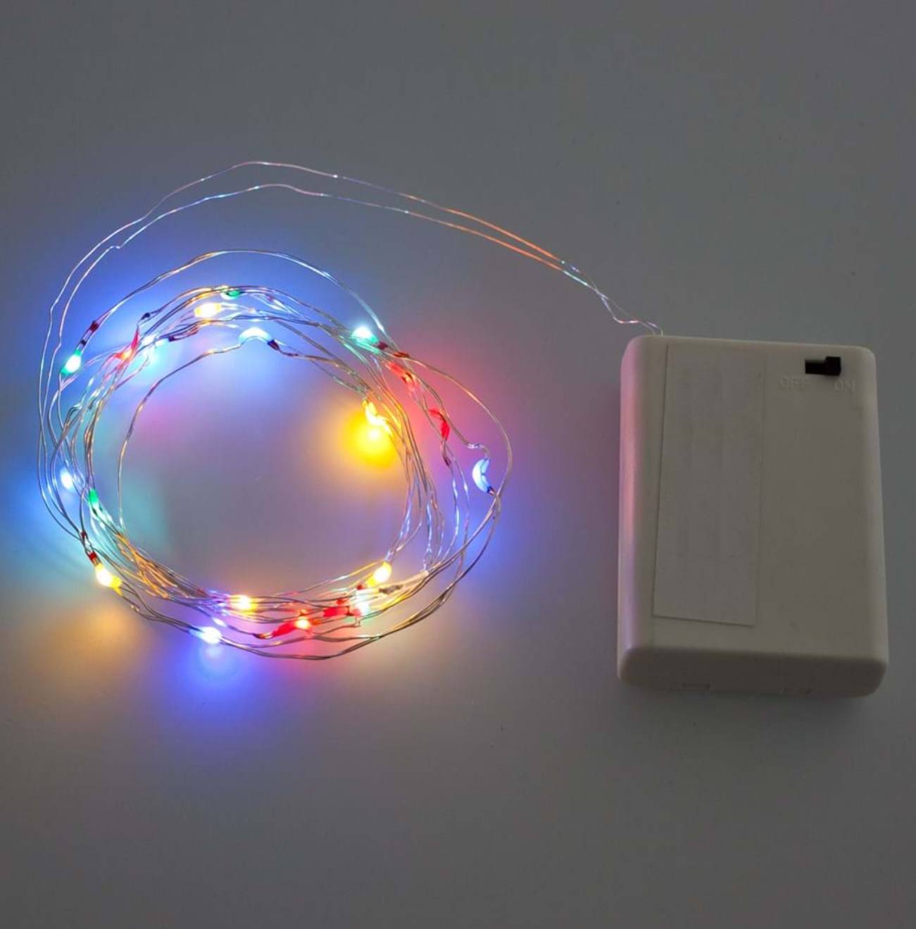Guirlande Micro LED pour décoration sur piles 60 LEDS 6M Multicolore