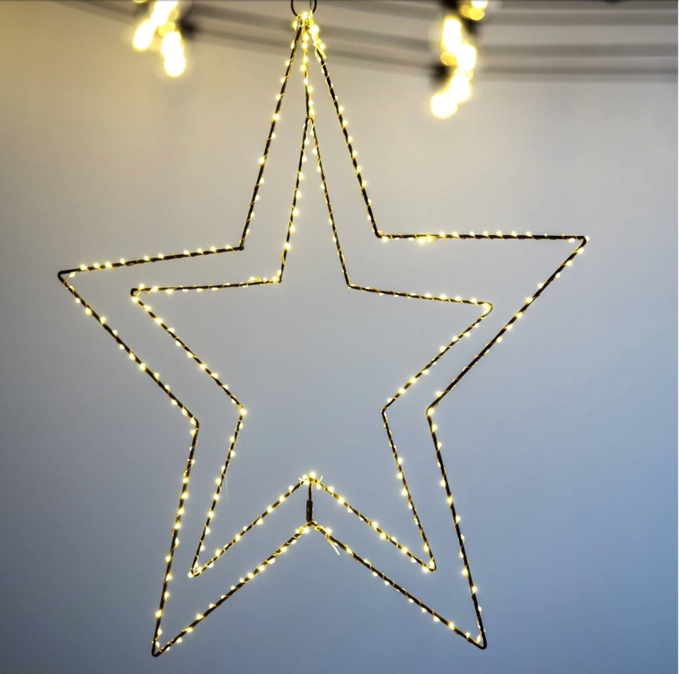 Guirlande lumineuse étoile métal 16 LED blanc chaud