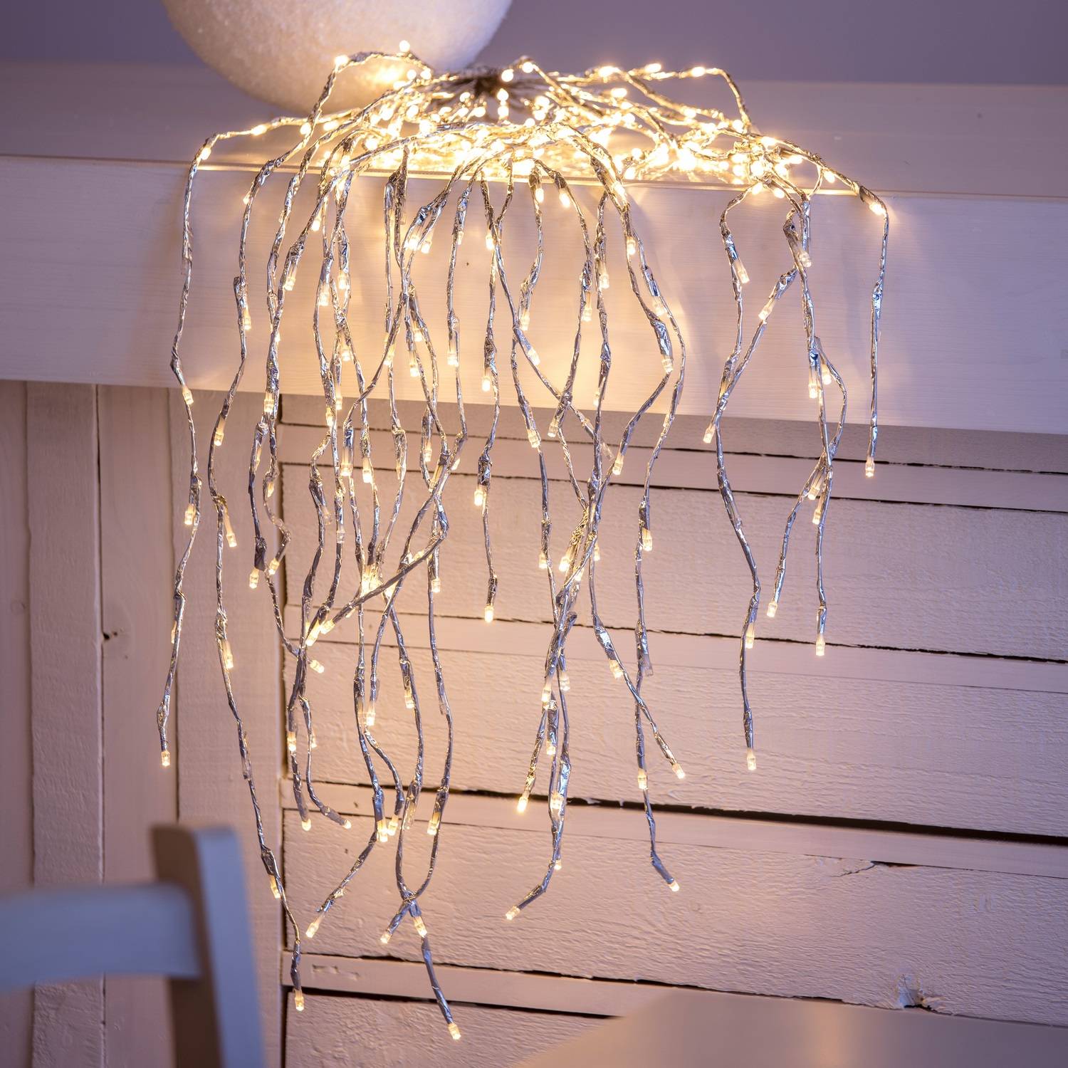 Branche lumineuse argentée 95cm LED blanc chaud scintillant